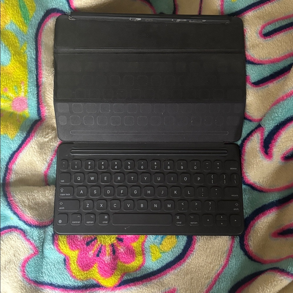 Black Tablet Case - Picture 2 of 2